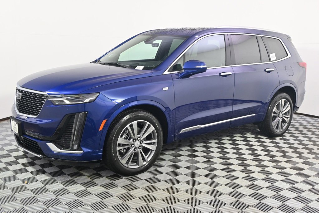 2025 Cadillac XT6 Premium Luxury photo 2