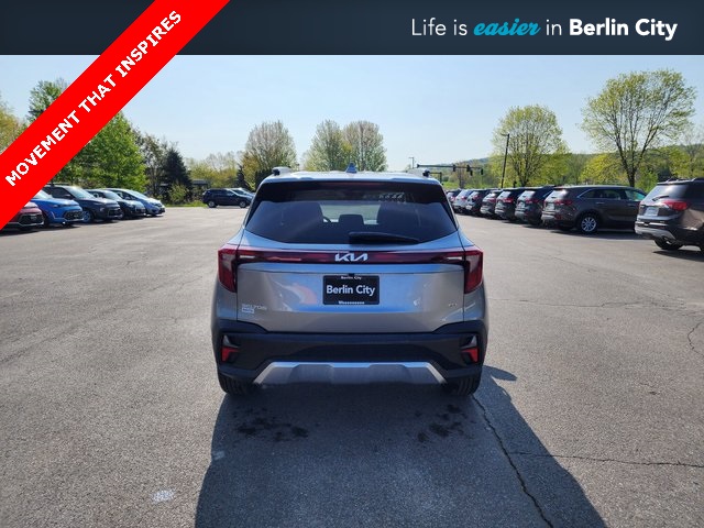 2026 Kia Seltos EX photo 4