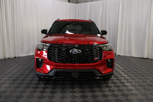 2025 Ford Explorer ST photo 17