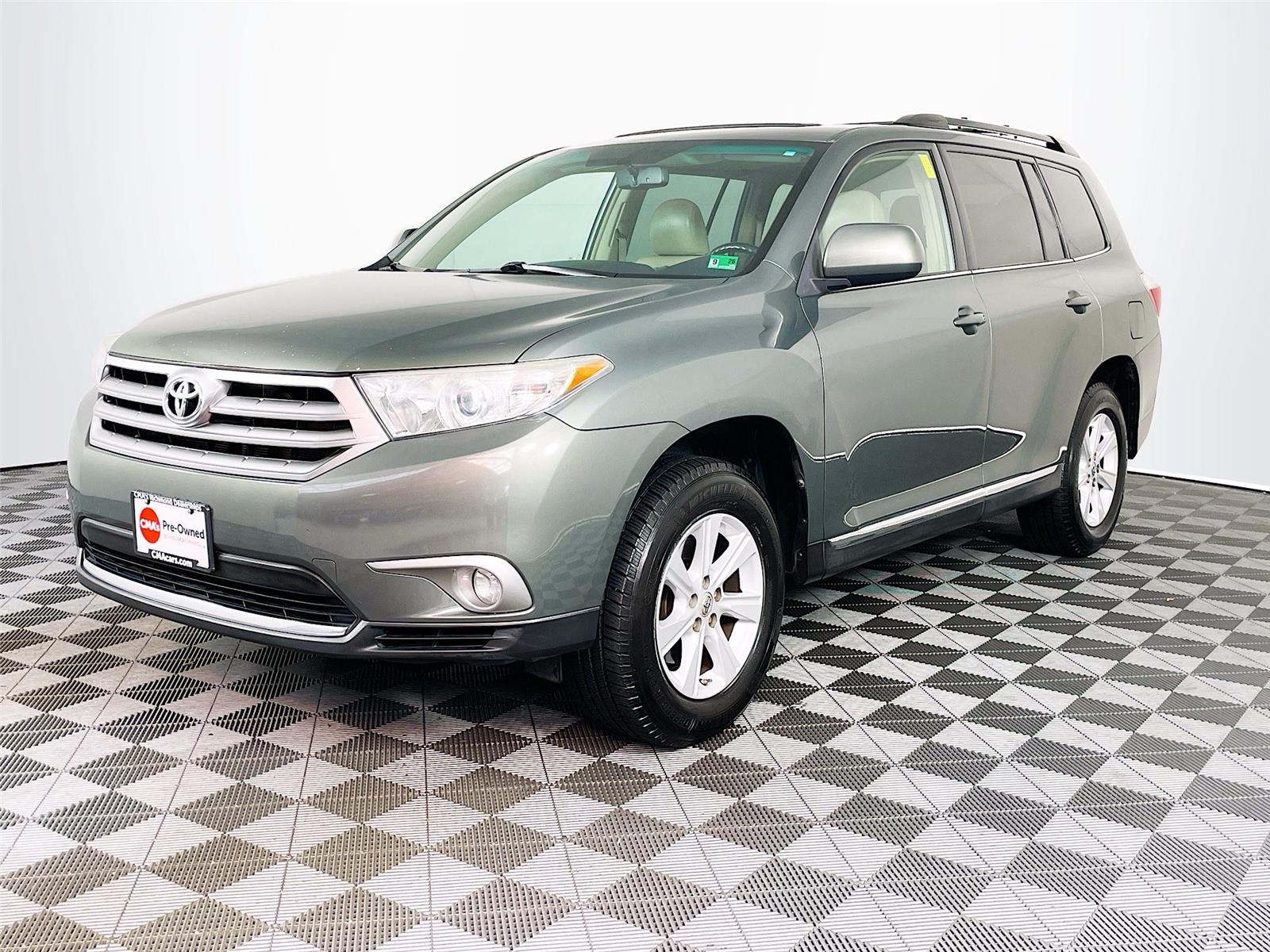 2013 Toyota Highlander SE photo 3
