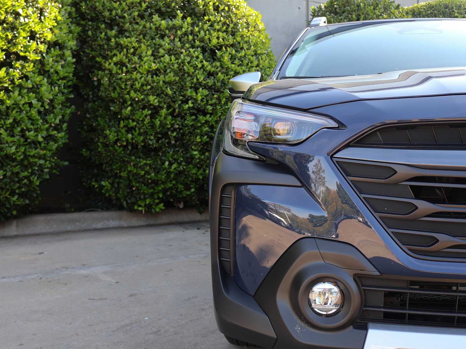 2025 Subaru Outback Touring photo 3