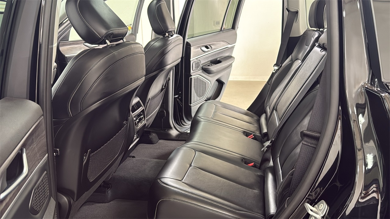 2022 Jeep Grand Cherokee Limited photo 15