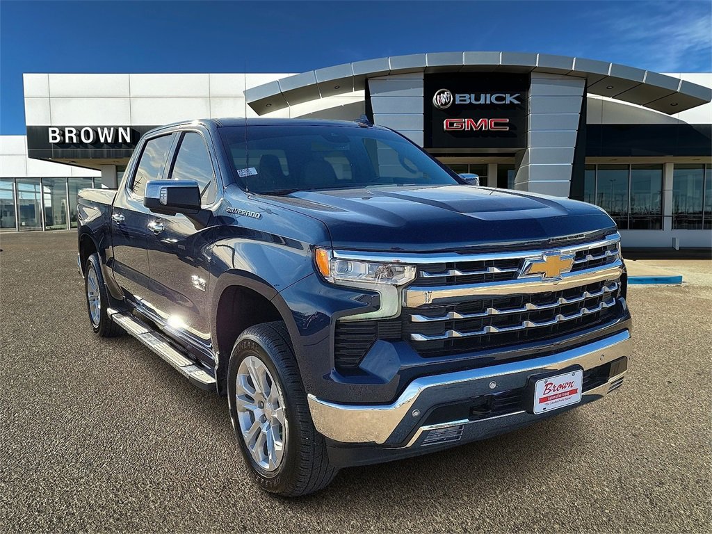 2023 Chevrolet Silverado 1500 LTZ's photo
