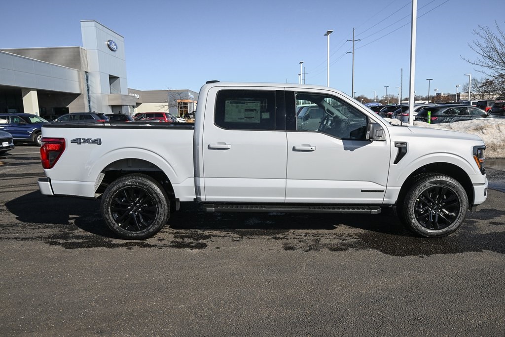 2025 Ford F-150 XLT photo 3