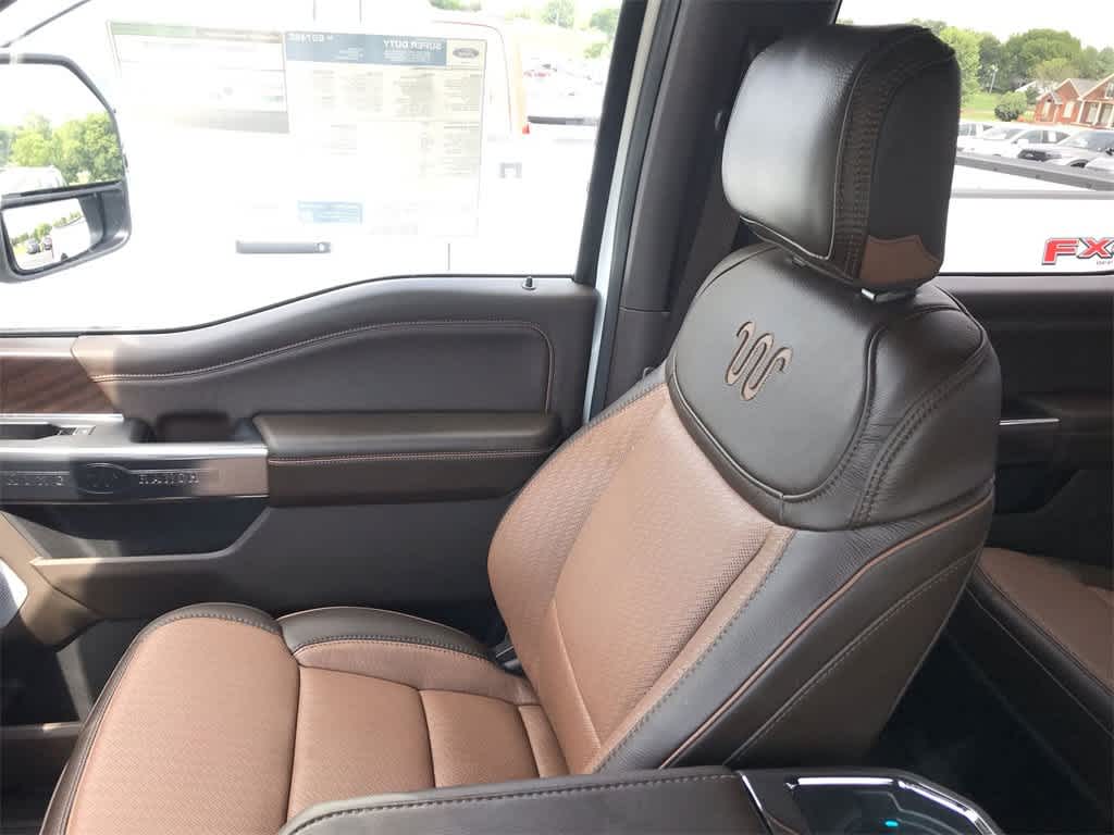 2025 Ford F-350 King Ranch photo 22