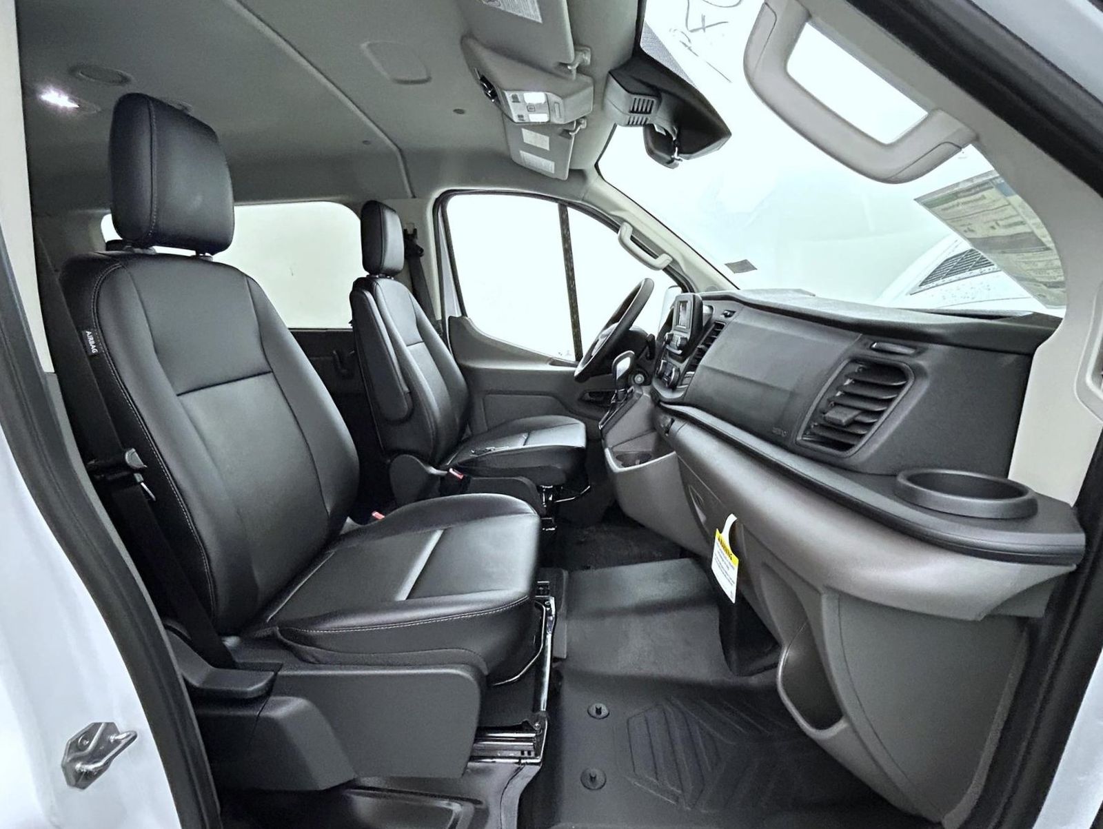2025 Ford Transit photo 14
