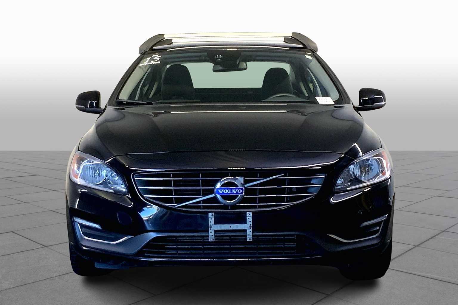 2015 Volvo S60 T5 Drive-E photo 3