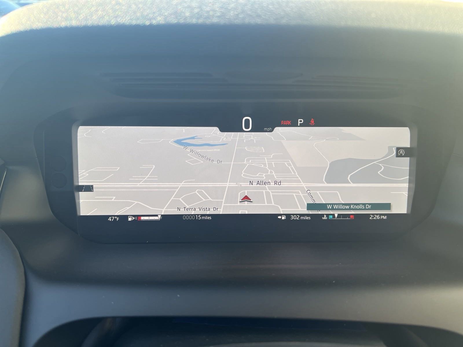 2025 Land Rover Discovery Sport S photo 11