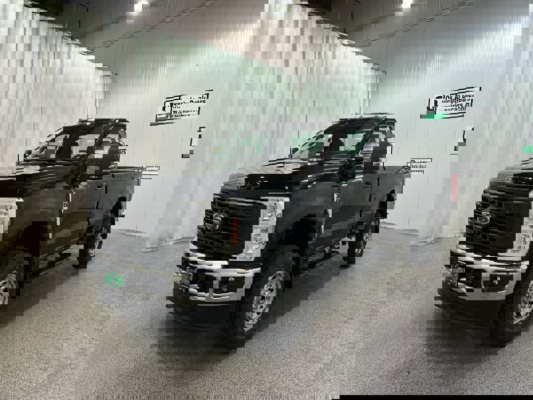 2026 Ford F-350 XL photo 2