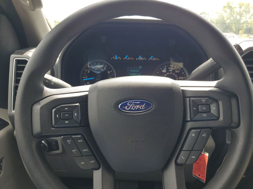 2017 Ford F-150 XLT photo 7