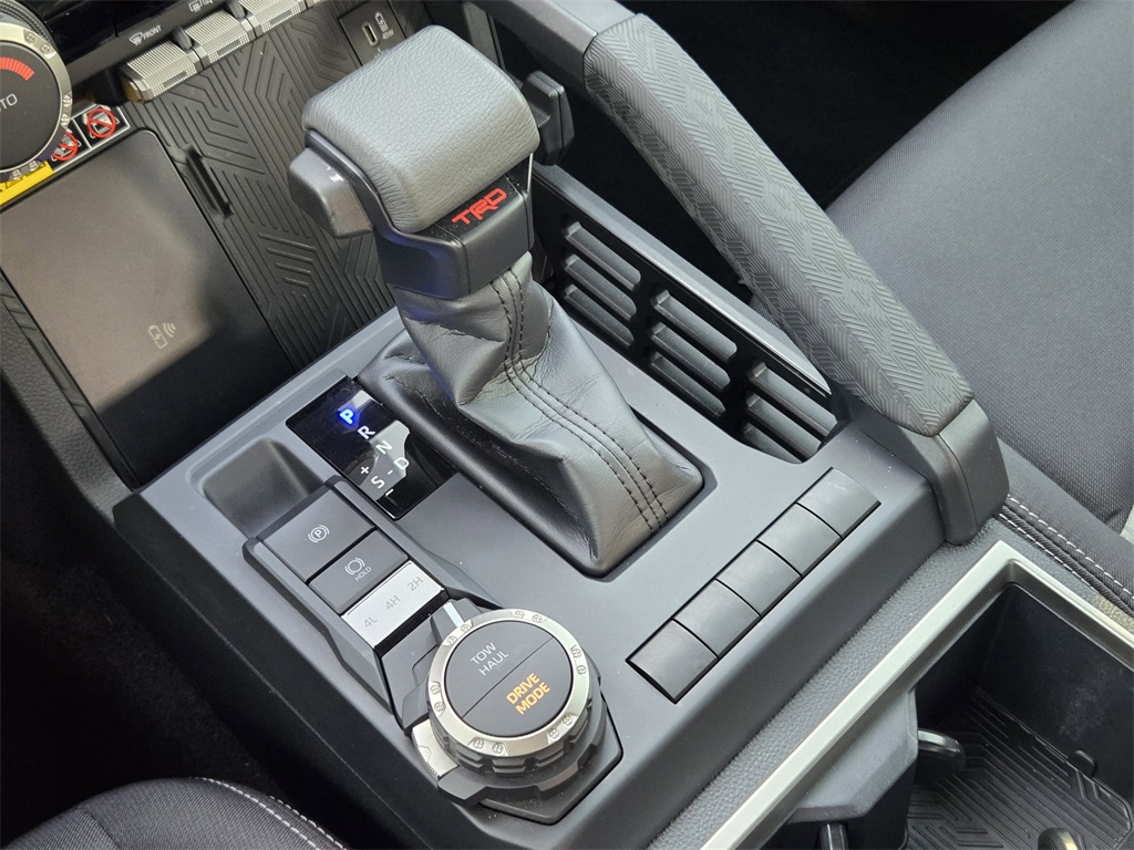 2025 Toyota Tacoma TRD Sport photo 20