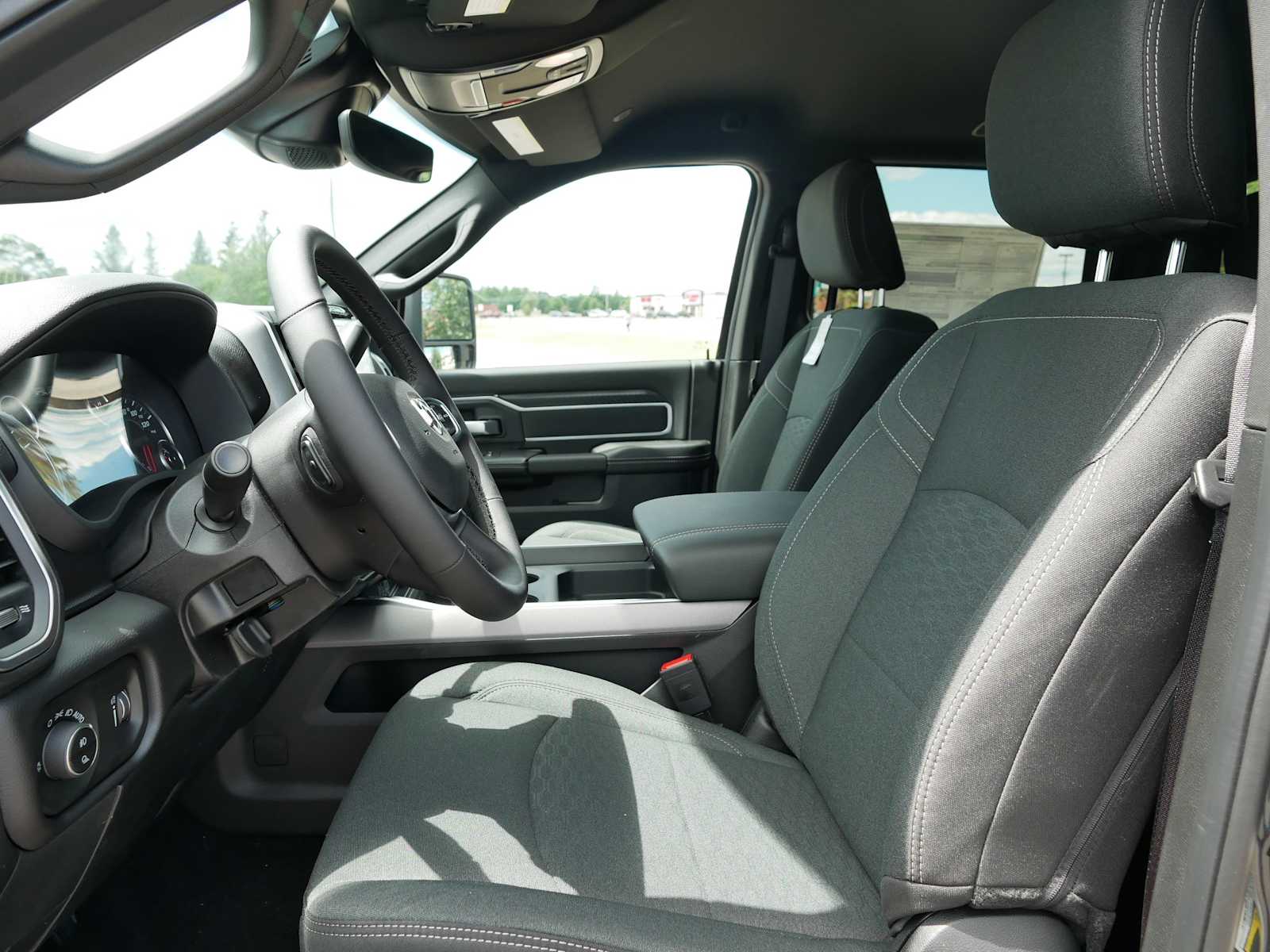 2025 Ram 2500 Big Horn photo 9