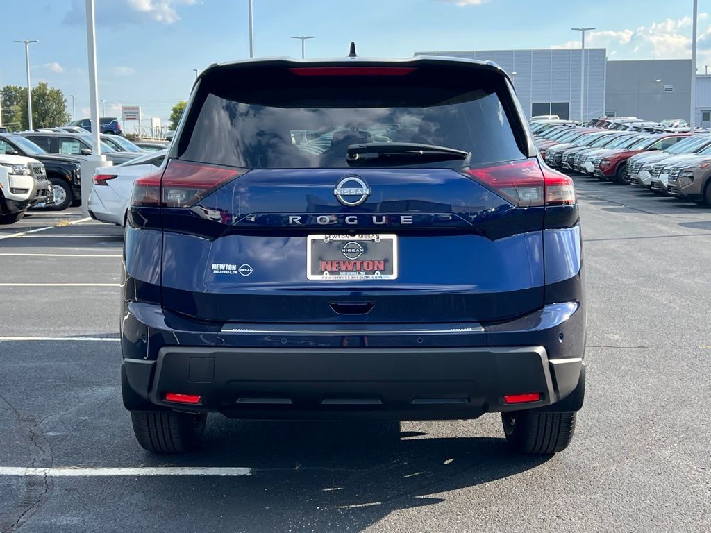 2026 Nissan Rogue SV photo 3