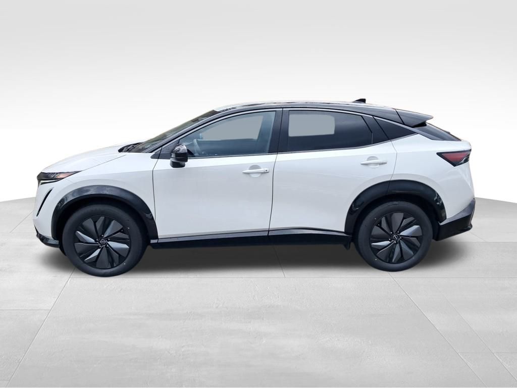 2025 Nissan ARIYA Engage e-4ORCE photo 3