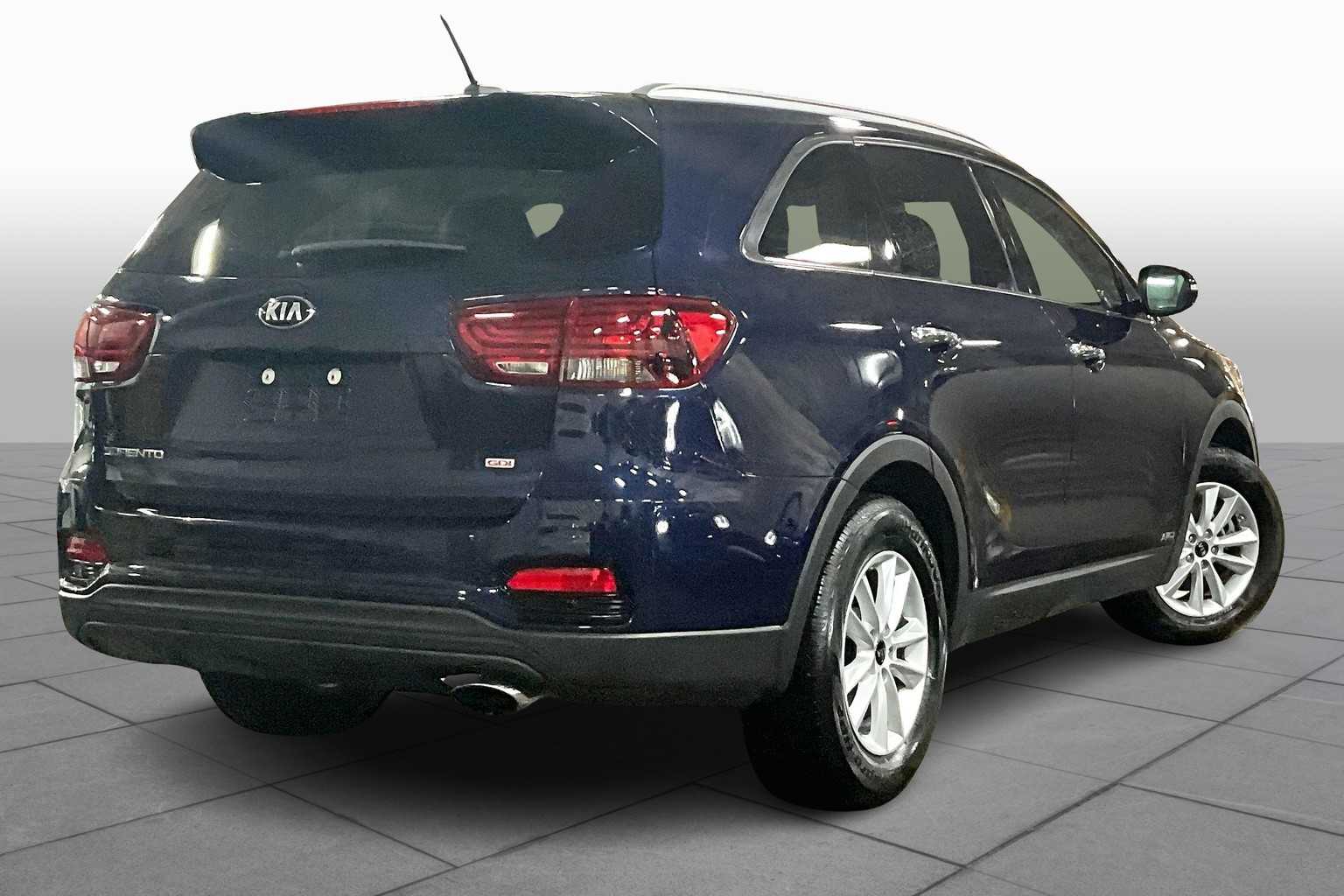 2020 Kia Sorento LX photo 12