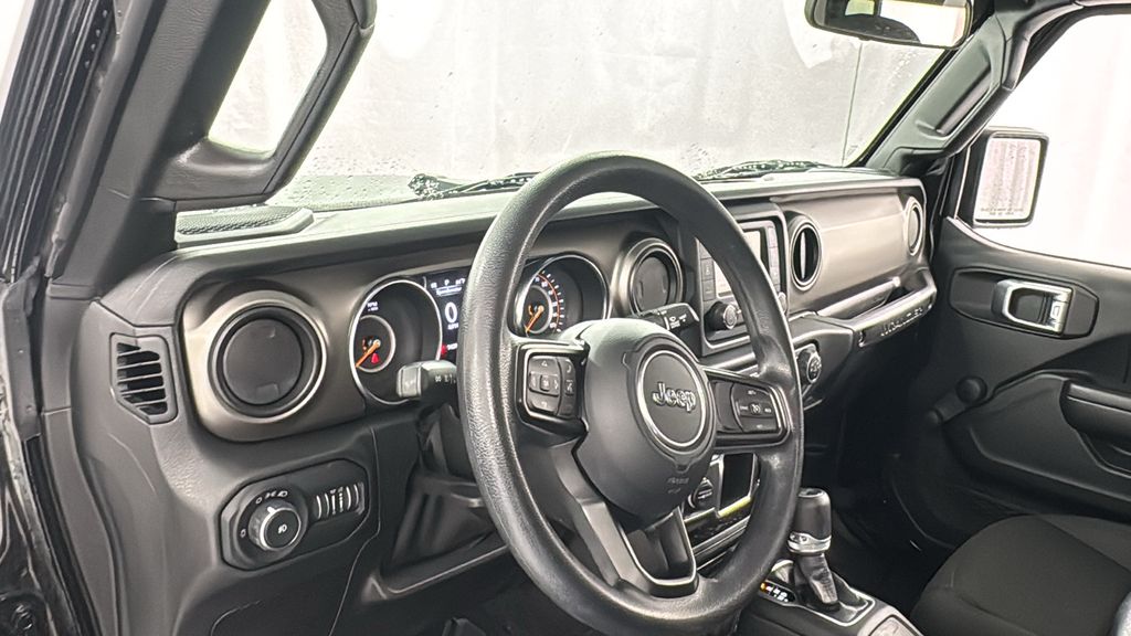 2021 Jeep Wrangler Unlimited Sport photo 35