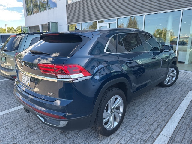 2021 Volkswagen Atlas Cross Sport V6 SEL photo 2