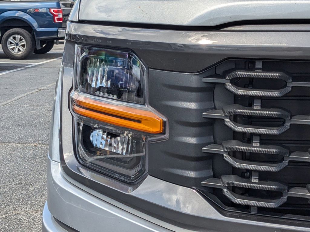 2025 Ford F-150 STX photo 9