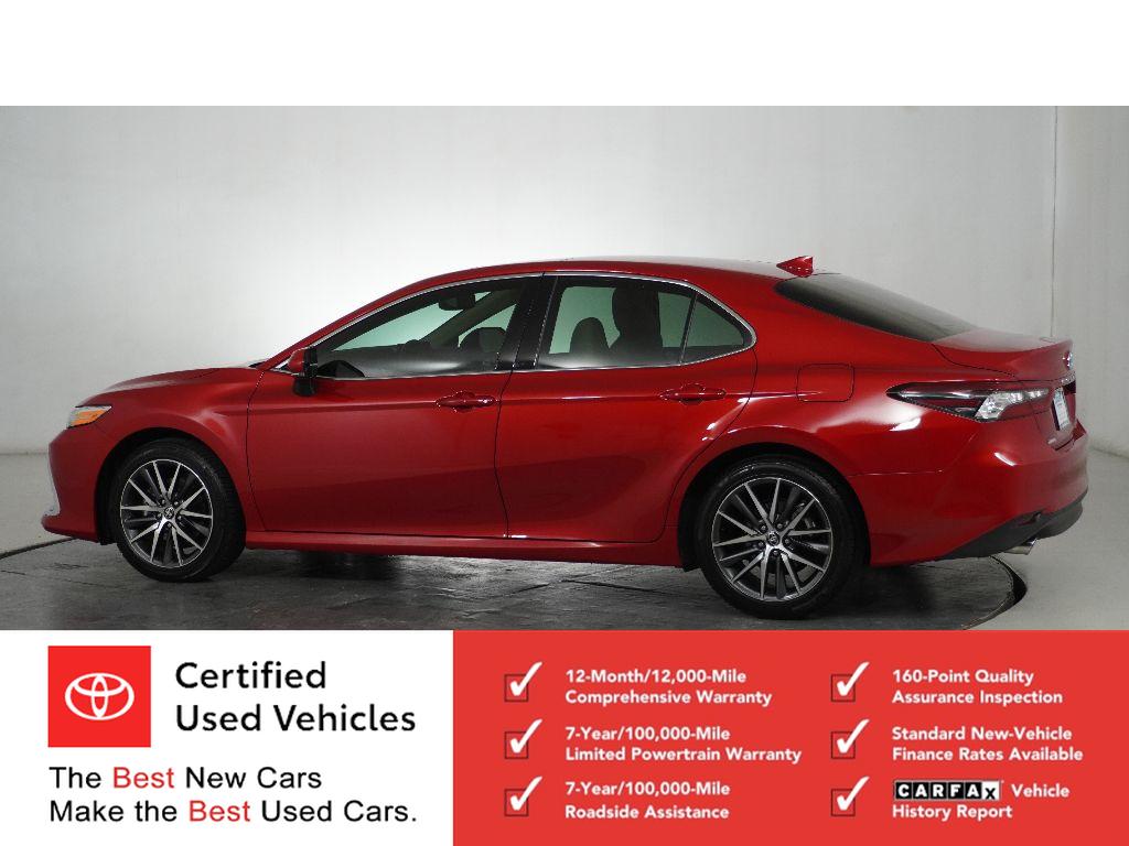 2024 Toyota Camry Hybrid XLE photo 5