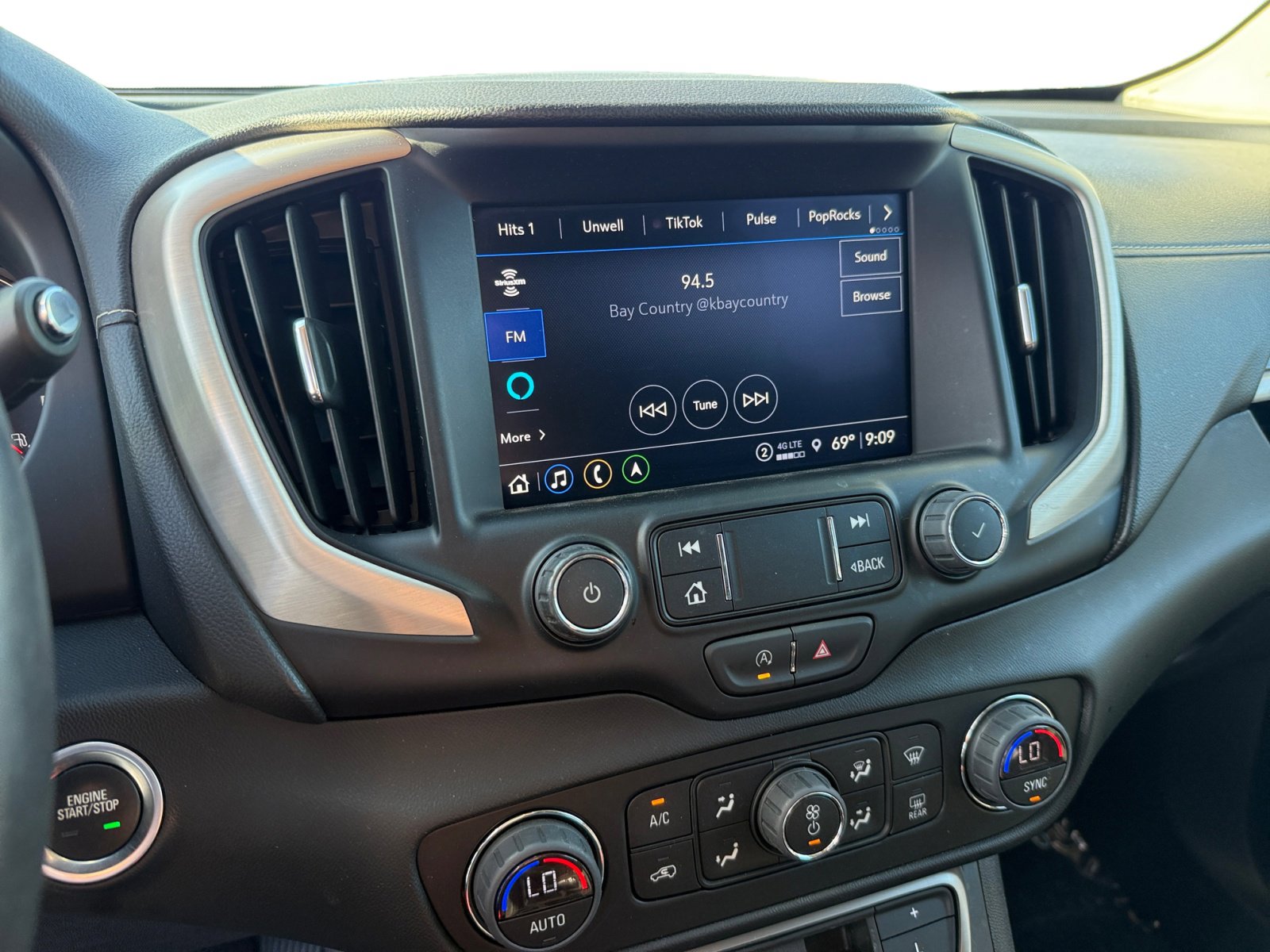 2022 Gmc Terrain Denali photo 12