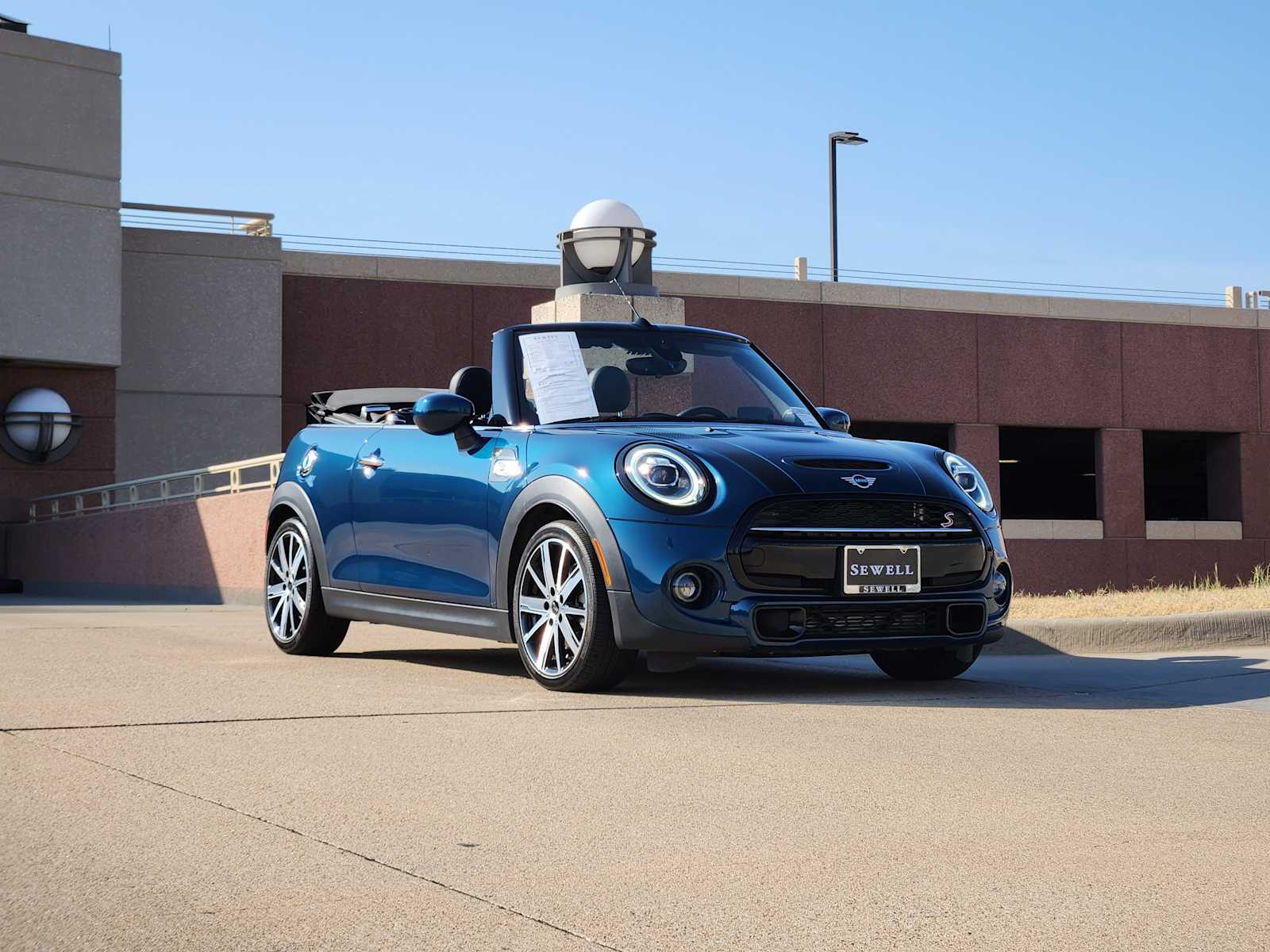 2021 MINI Convertible S's photo