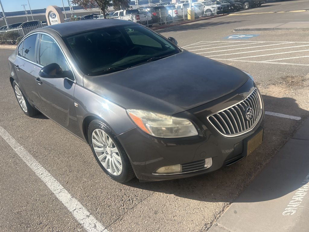 2011 Buick Regal CXL photo 2