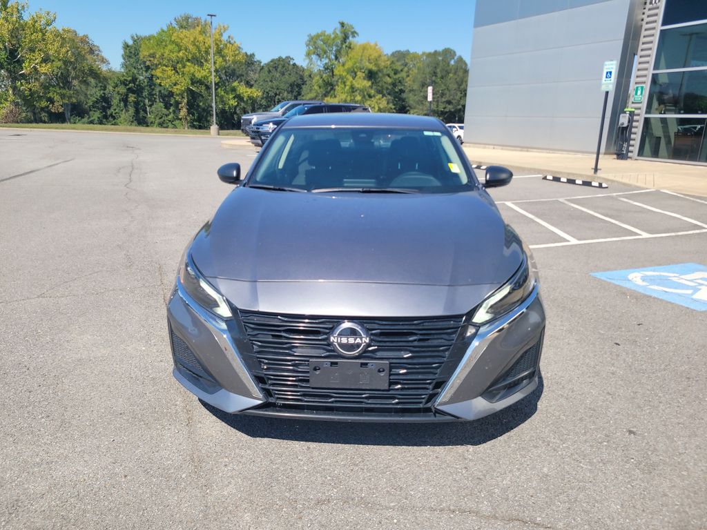 2024 Nissan Altima 2.5 S photo 8