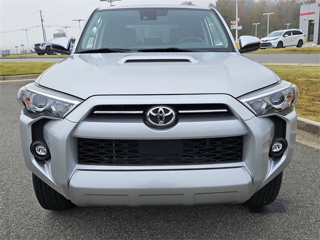 2024 Toyota 4Runner TRD Off-Road photo 2