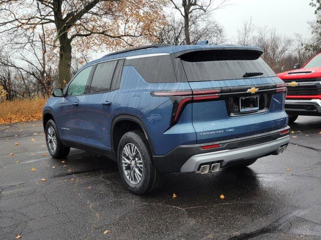 2026 Chevrolet Traverse photo 3