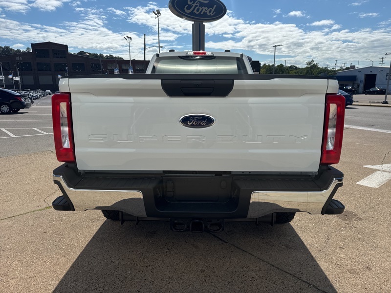 2025 Ford F-350 XL photo 6