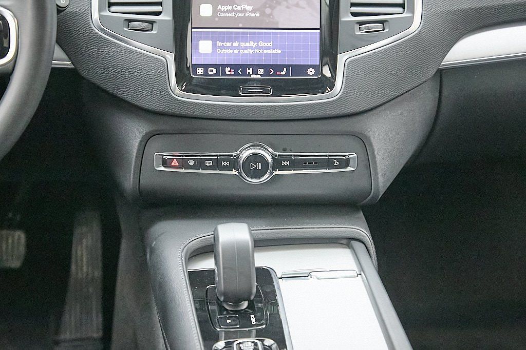 2023 VOLVO XC90 - Image 30