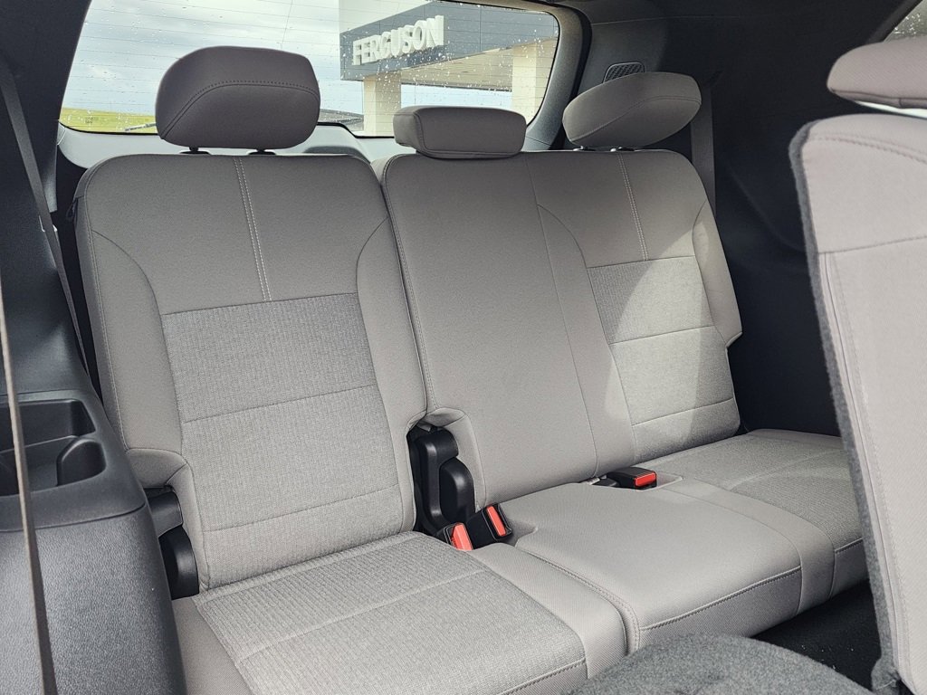 2025 Gmc Acadia Elevation photo 44