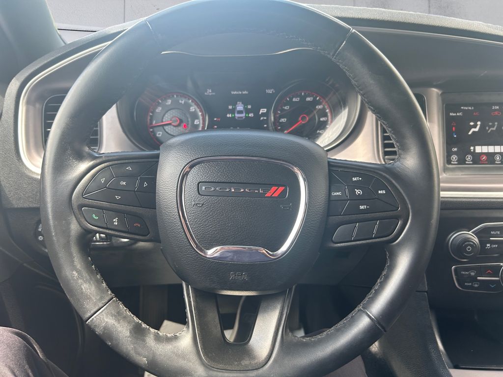 2022 Dodge Charger SXT photo 9