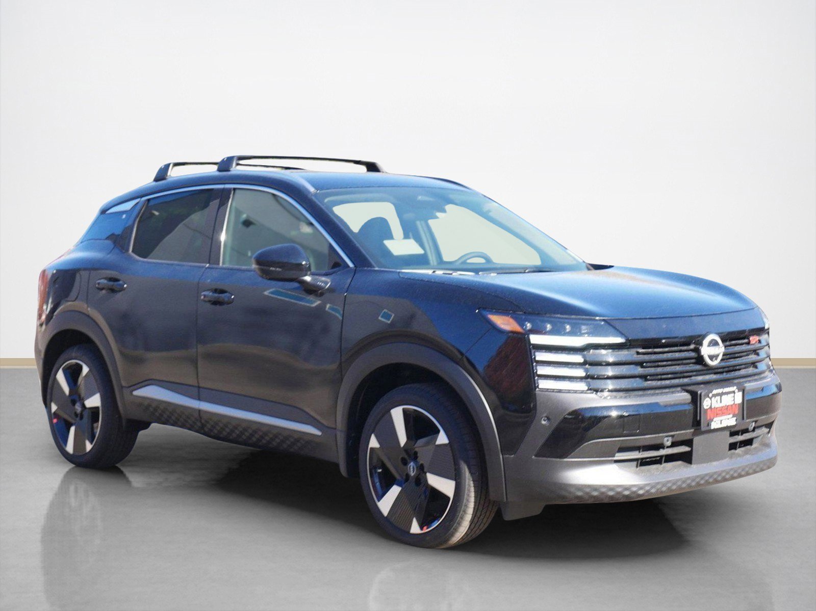 2026 Nissan KICKS SR AWD's photo