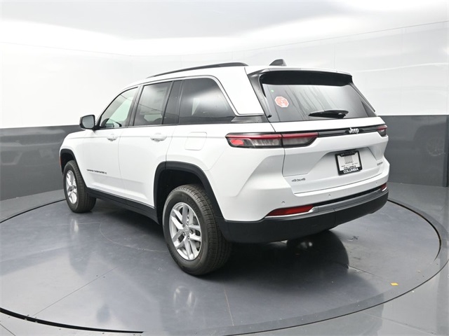 2025 Jeep Grand Cherokee Laredo X photo 4