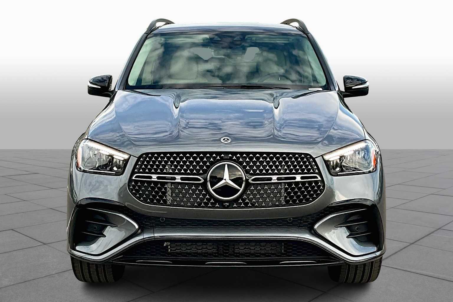 2026 Mercedes Benz GLE 450 4MATIC photo 2