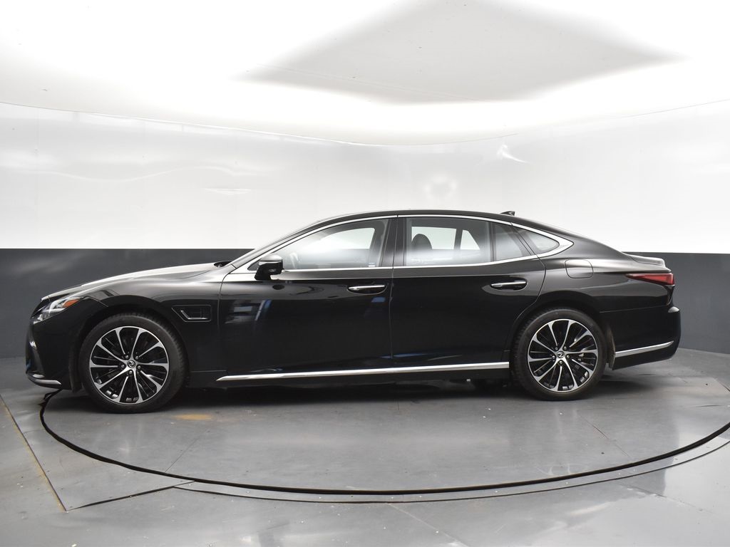 2023 Lexus LS 500h photo 4