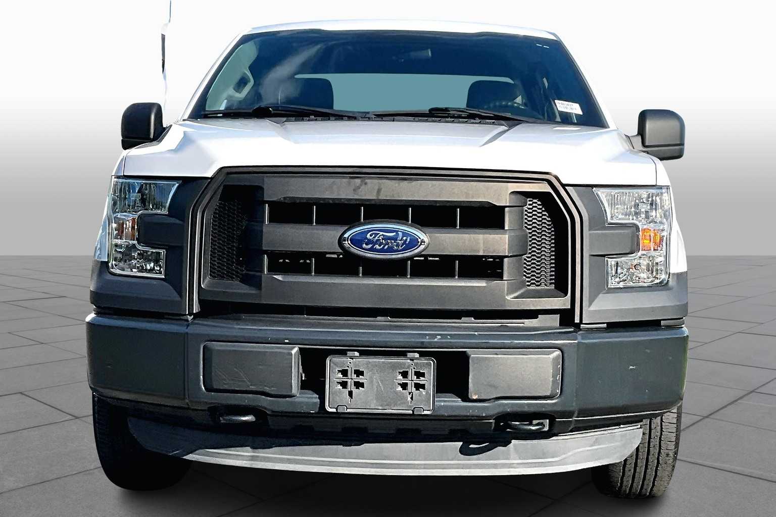2015 Ford F-150 XL photo 3