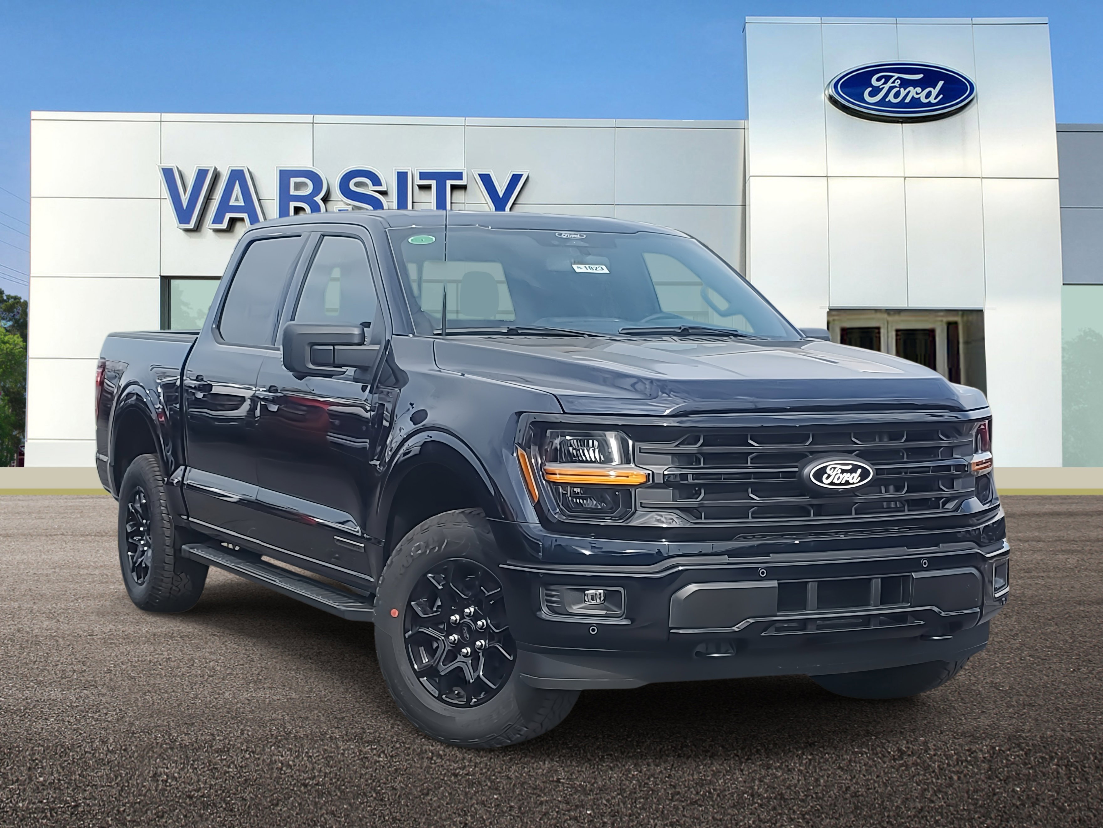 2025 Ford F-150 XLT's photo
