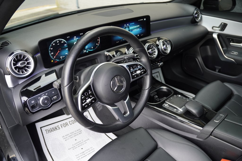 2021 Mercedes Benz A 220 photo 2