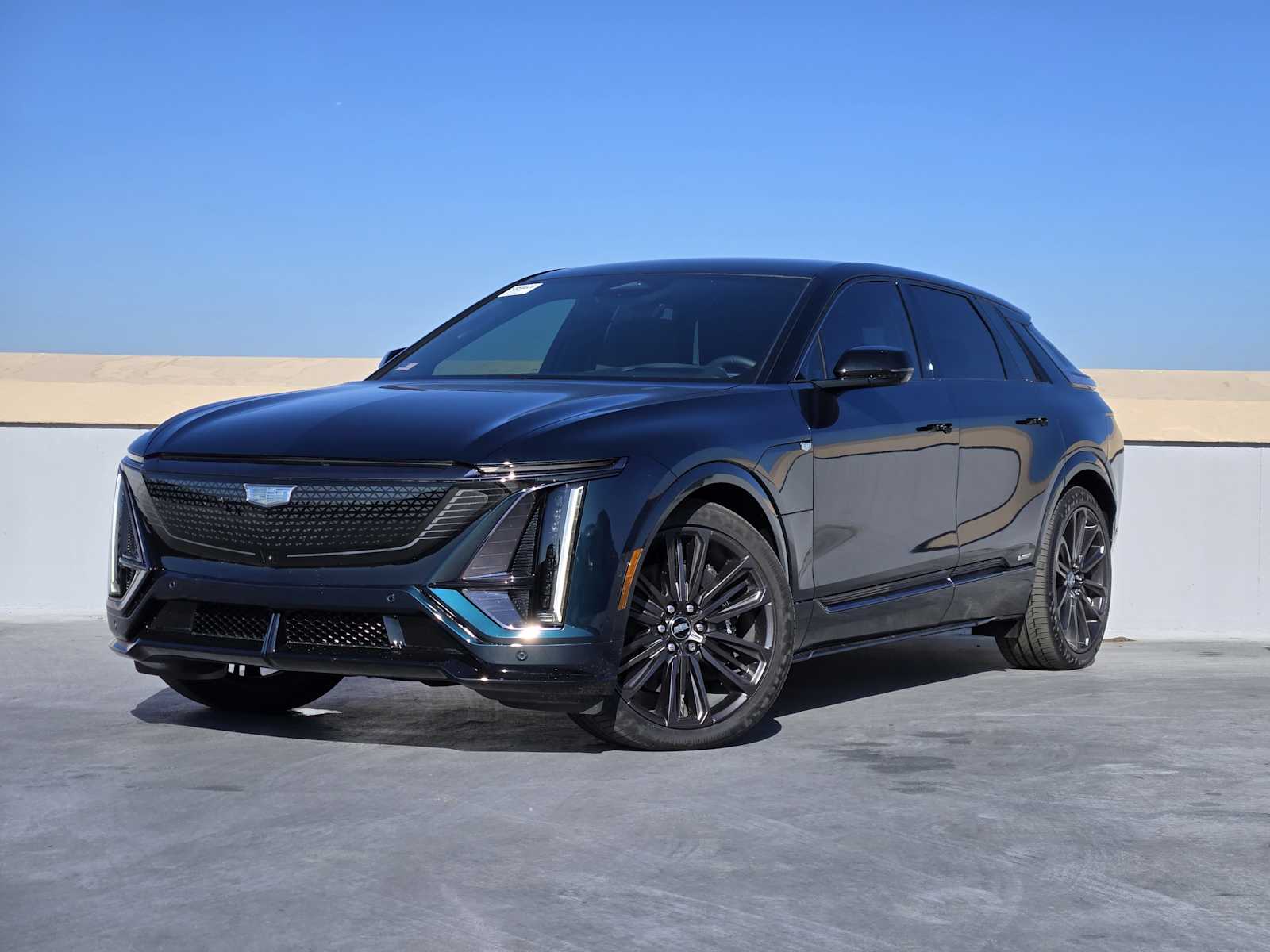 2026 Cadillac LYRIQ V's photo