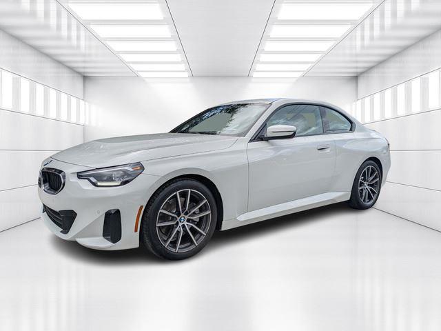 2024 BMW 2 Series 230i's photo