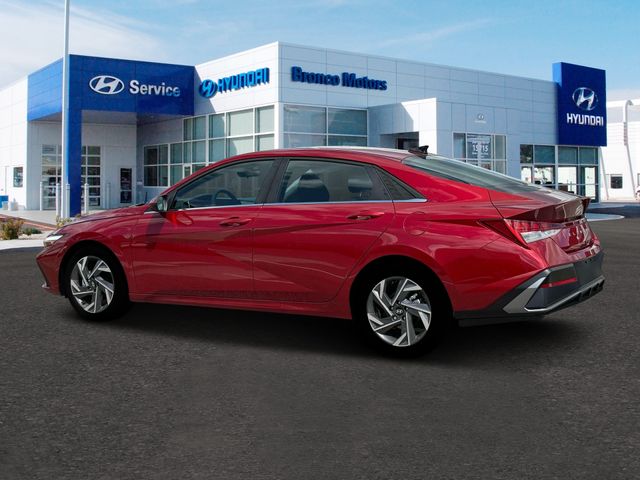 2025 Hyundai Elantra SEL Convenience photo 4