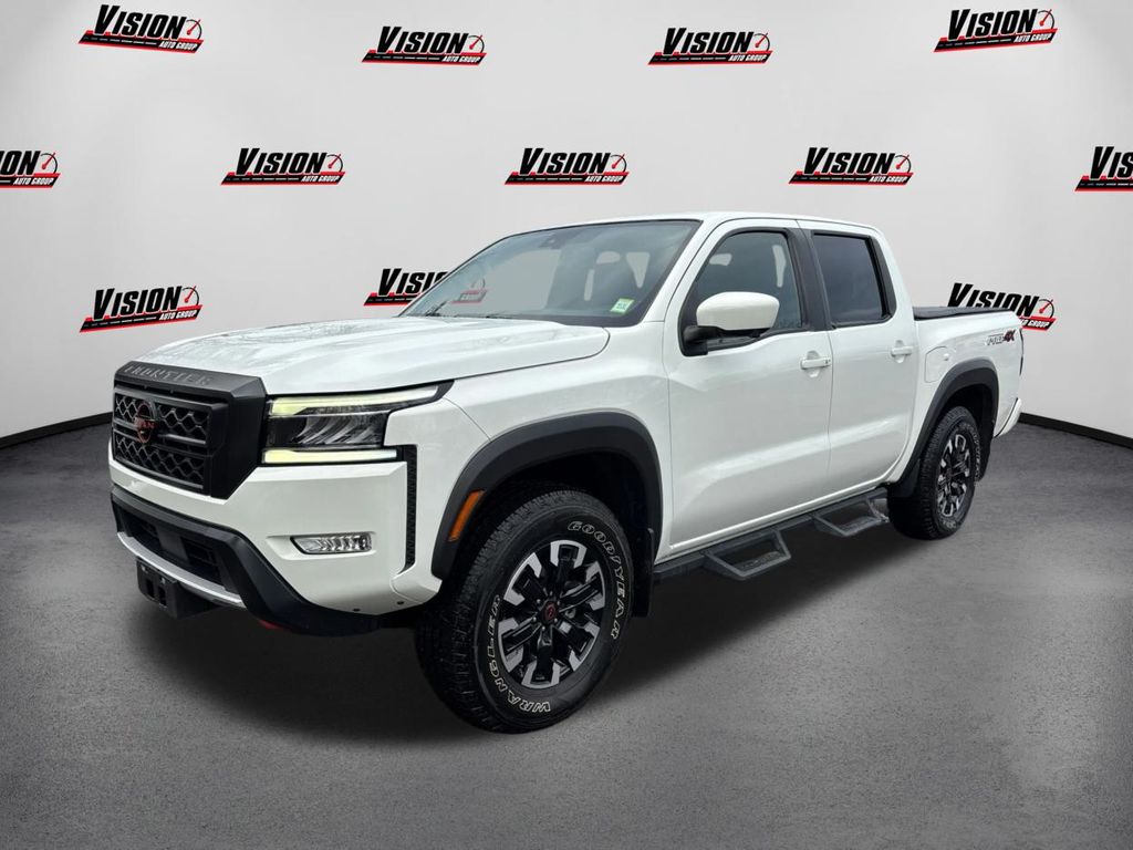 2022 Nissan Frontier PRO-4X's photo