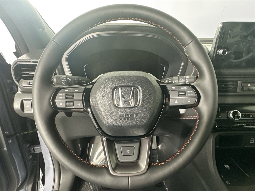 2025 Honda Pilot TrailSport photo 12