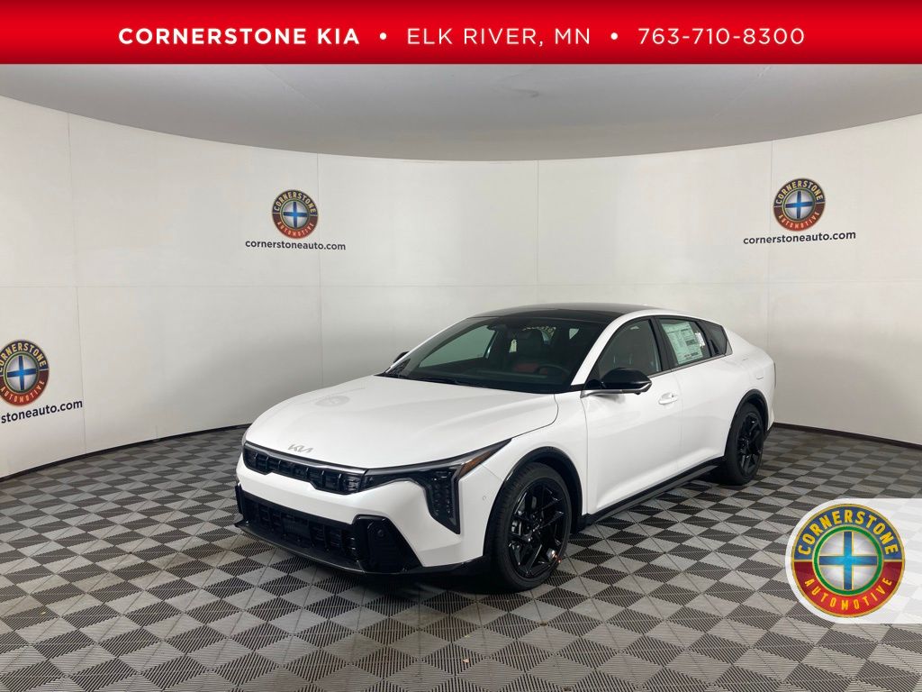 2025 Kia K4 GT-Line Turbo's photo