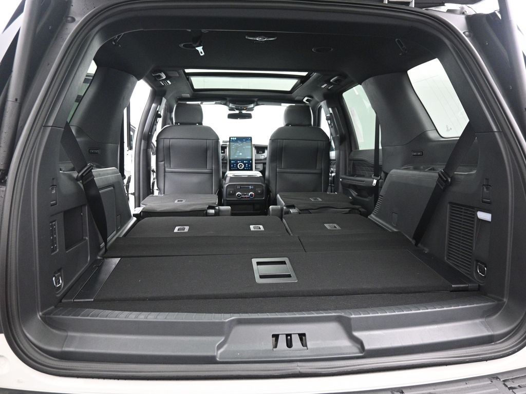 2024 Ford Expedition Platinum photo 22