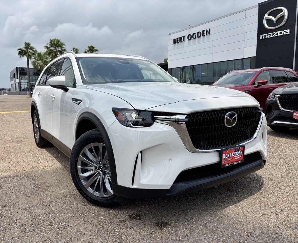 2025 Mazda CX-90 Preferred Package's photo