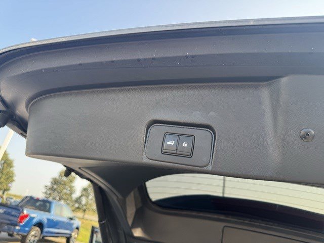 2022 Nissan Rogue SL photo 25