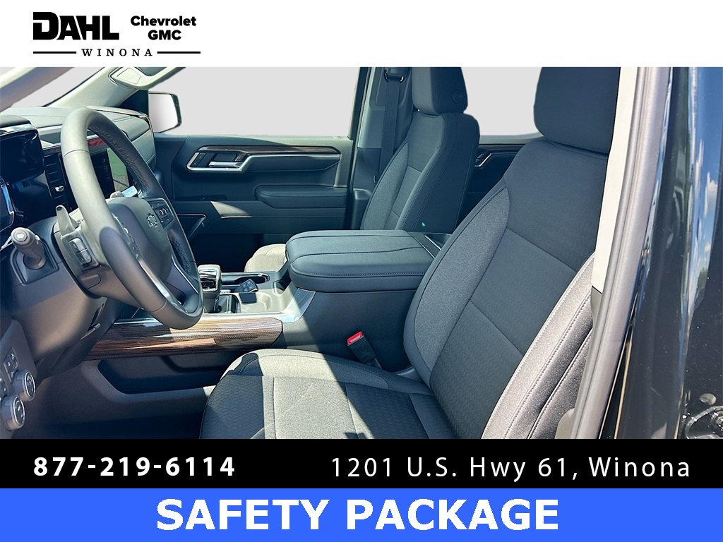 2025 Chevrolet Silverado 1500 RST photo 2